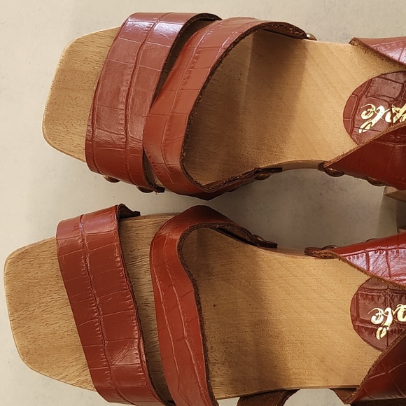 Free People Mallory Clogs size 40/9.5 NWOB - Picture 4 of 8